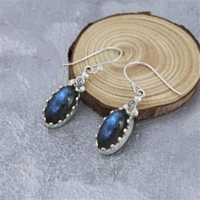 Natural Blue Flash Labradorite 925 Silver Stylish Dangle Earring